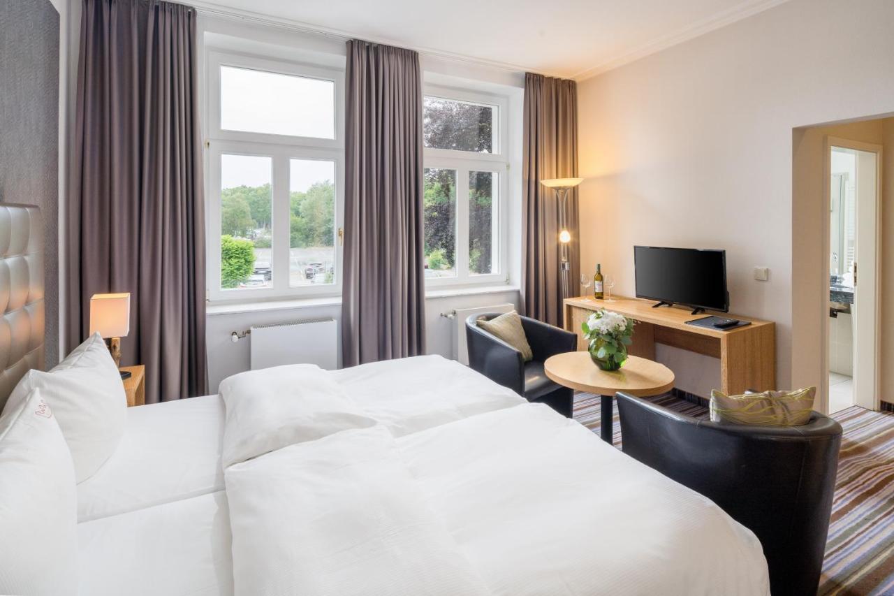 Hotel Residenz Waldkrone Kuhlungsborn Bagian luar foto