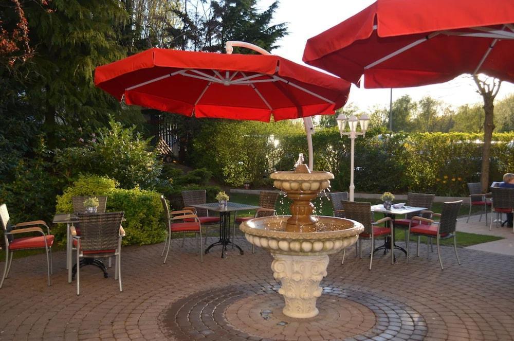 Hotel Residenz Waldkrone Kuhlungsborn Bagian luar foto