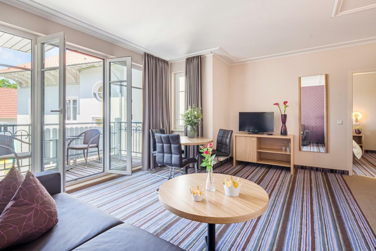 Hotel Residenz Waldkrone Kuhlungsborn Bagian luar foto